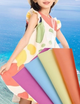 Vải cotton Poplin chống phai màu được nhuộm và in 40sX40s 133x100 130GSM