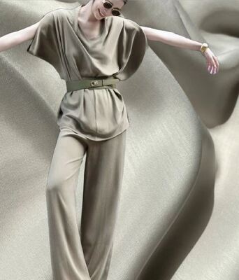 Vải dệt 100% Cupro 113gsm Sợi Xenlulo Tái Sinh Cupro So Với Viscose