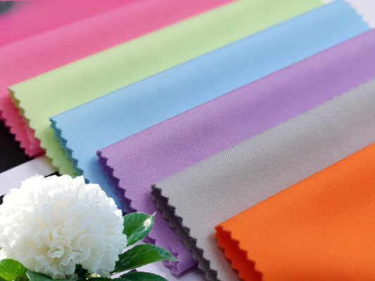 Vải dệt kim lớp không khí được giặt bằng cát 210gsm có khả năng phục hồi đàn hồi tuyệt vời và khả năng chống nhăn cao